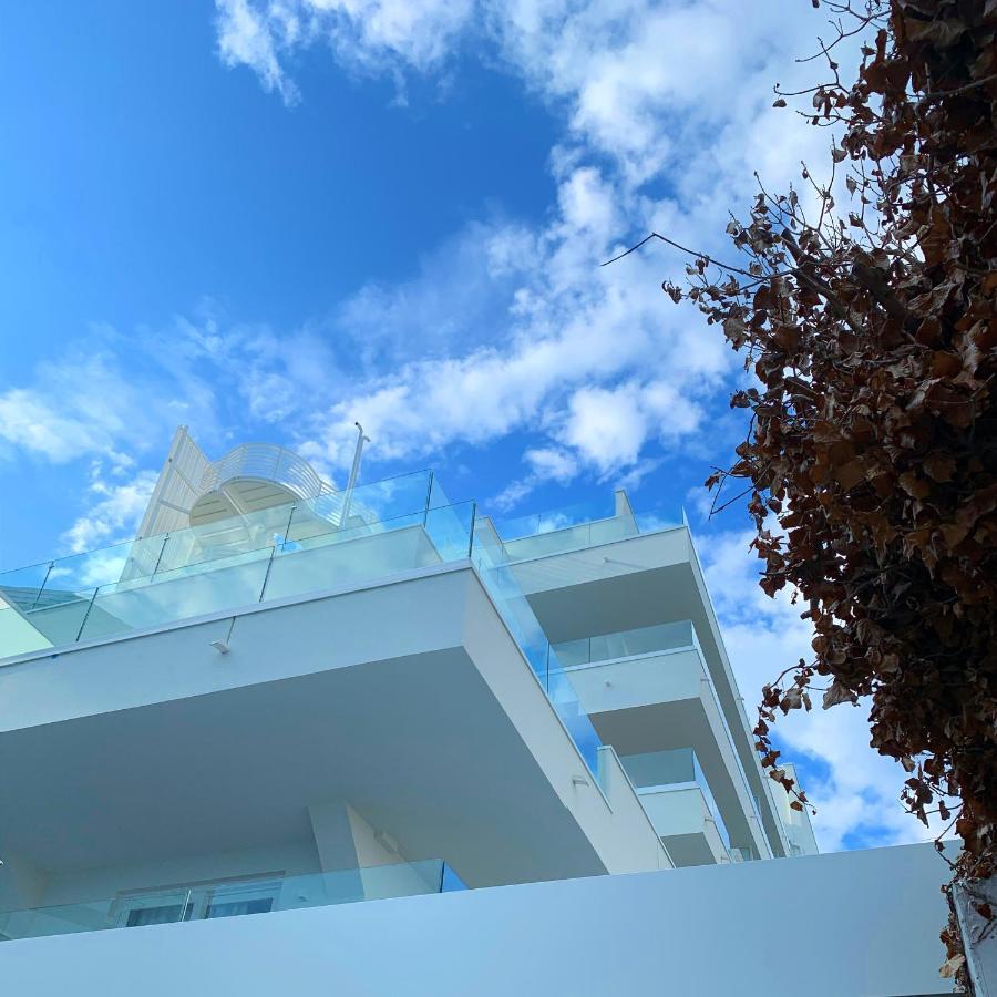 Park Hotel Cellini ลิโดดิเยโซโล ภายนอก รูปภาพ