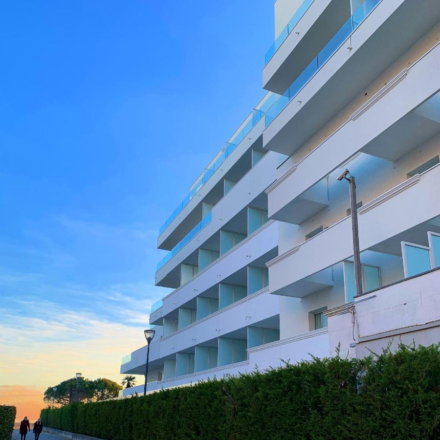 Park Hotel Cellini ลิโดดิเยโซโล ภายนอก รูปภาพ